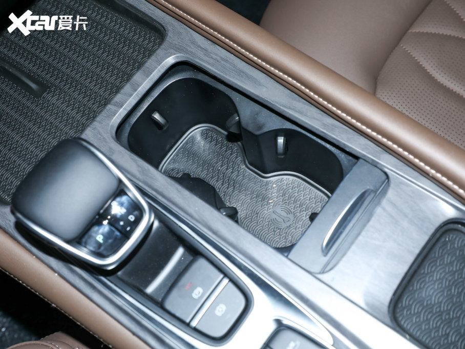 20238 ܰ 2.0T DCT