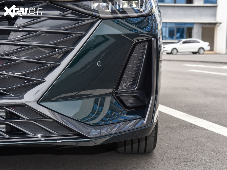 20238 ܰ 2.0T DCT