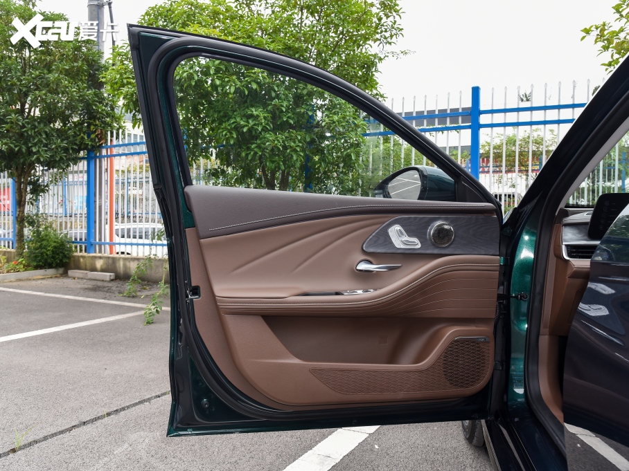 20238 ܰ 2.0T DCT