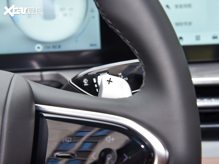 20238 ܰ 2.0T DCT