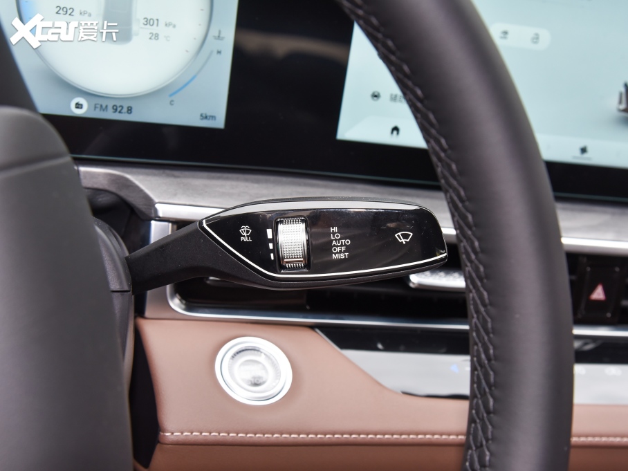 20238 ܰ 2.0T DCT