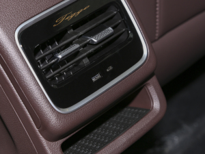 2024܊ 290T p 7 п؅^