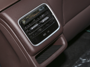 2024܊ 290T p 5 п؅^