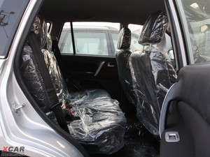 2010款1.8L 手动舒适型 后排空间