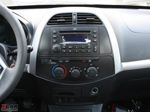 2010款1.8L 手动舒适型 中控台