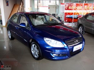 2010款1.6L 手动豪华版 整体外观
