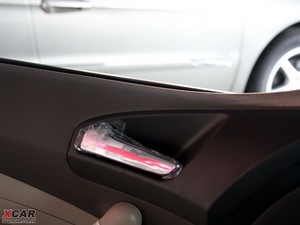 2010款1.6L 手动豪华版 空间座椅