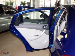 2010款1.6L 手动豪华版 空间座椅
