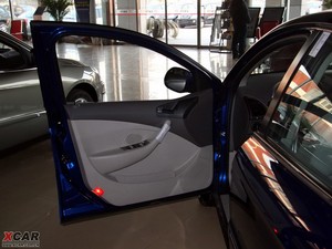 2010款1.6L 手动豪华版 空间座椅