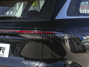 2024120 Lm(x)m 5 (ji)^