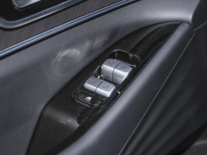 2024120 Lm(x)m 5 п؅^(q)