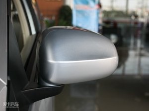 2010款1.5L 进取版 后视镜