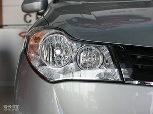 2010款1.5L 进取版 大灯