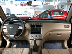 2010款1.5L 手动舒适版 内饰全景