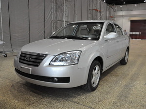 2010款1.8L 手动豪华版 整体外观