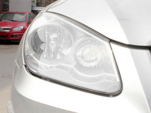 2011款1.8L 自动进取版 细节外观