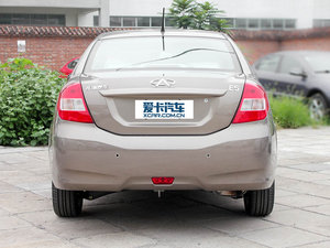 2011款1.5L 手动优悦版 正后	