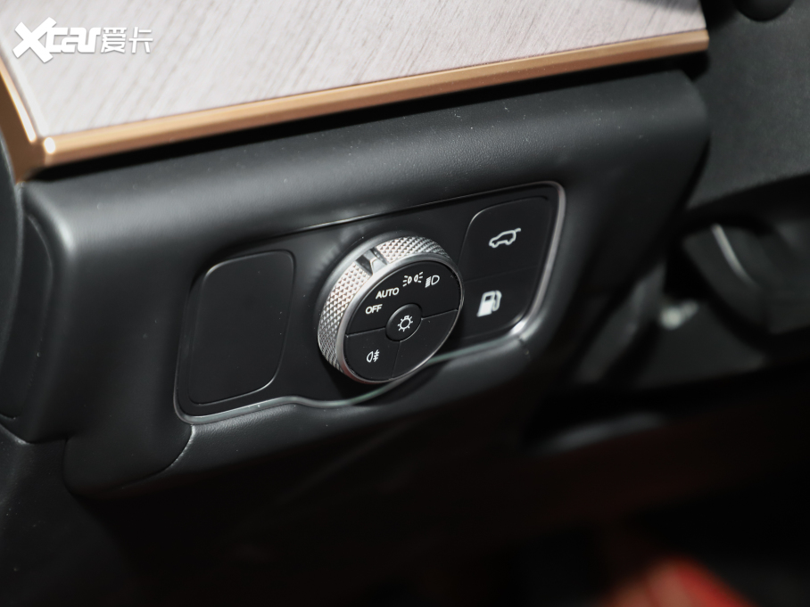 20259 C-DM 1.5T 82KM 5