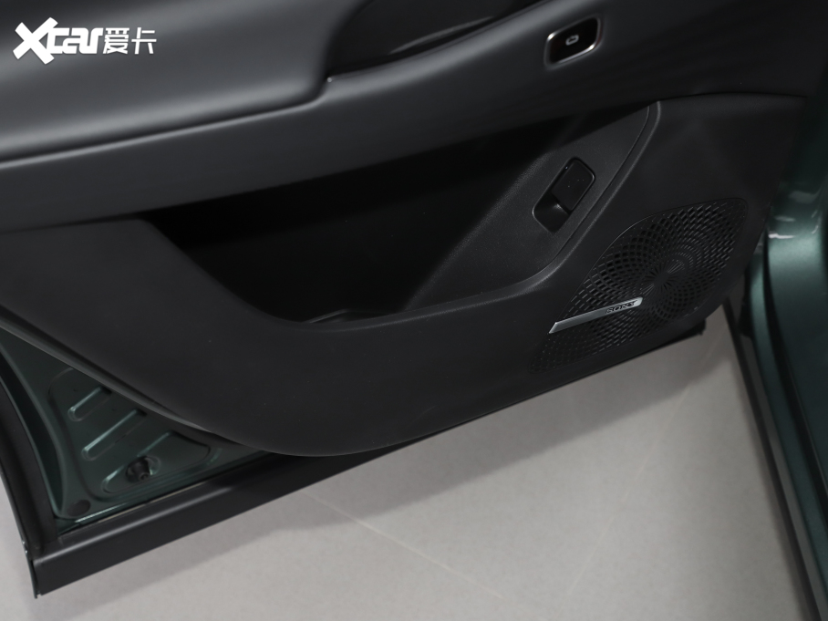 2025����9 C-DM 1.5T 82KM������ 5��