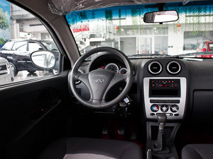 2011款1.0L 手动数智版 空间座椅
