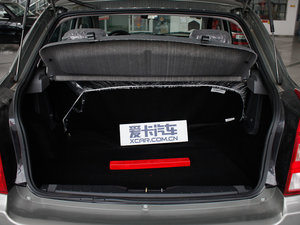 2011款1.0L 手动数智版 行李厢空间