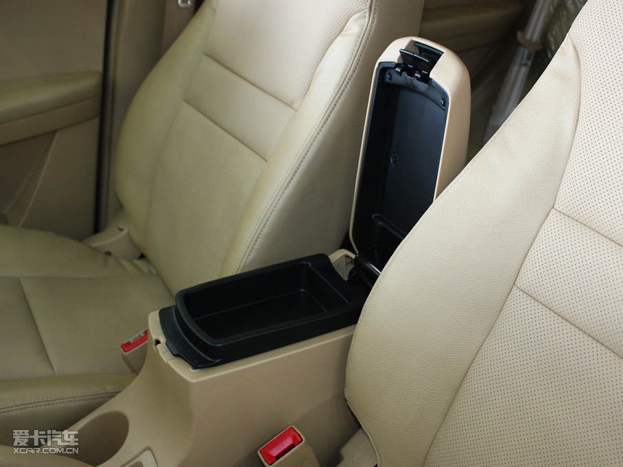 2011���� ��Ӣ�� 1.6DVVT �քӺ��A��