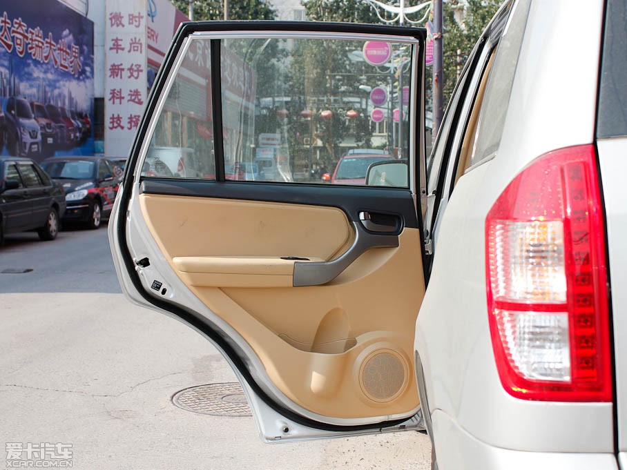 2011 Ӣ 1.6DVVT ք(dng)m