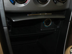 2011款精英版 1.6DVVT 手动豪华型 中控区