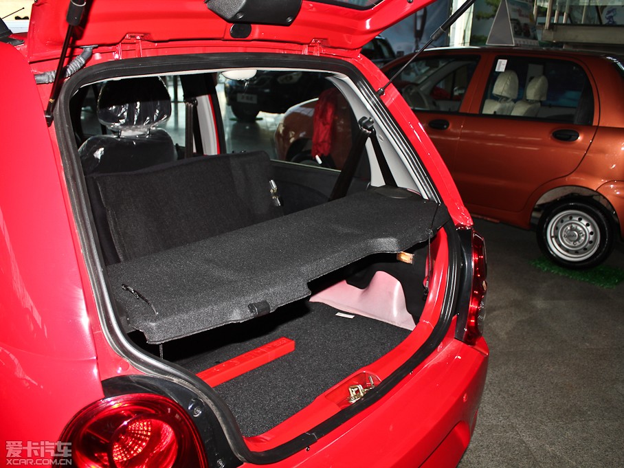 2012������QQ3 �\(y��n)��(d��ng)�� 1.0L �ք�(d��ng)������