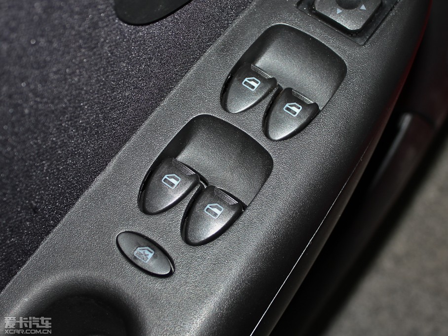 2012QQ3 \Ӱ 1.0L քӆ