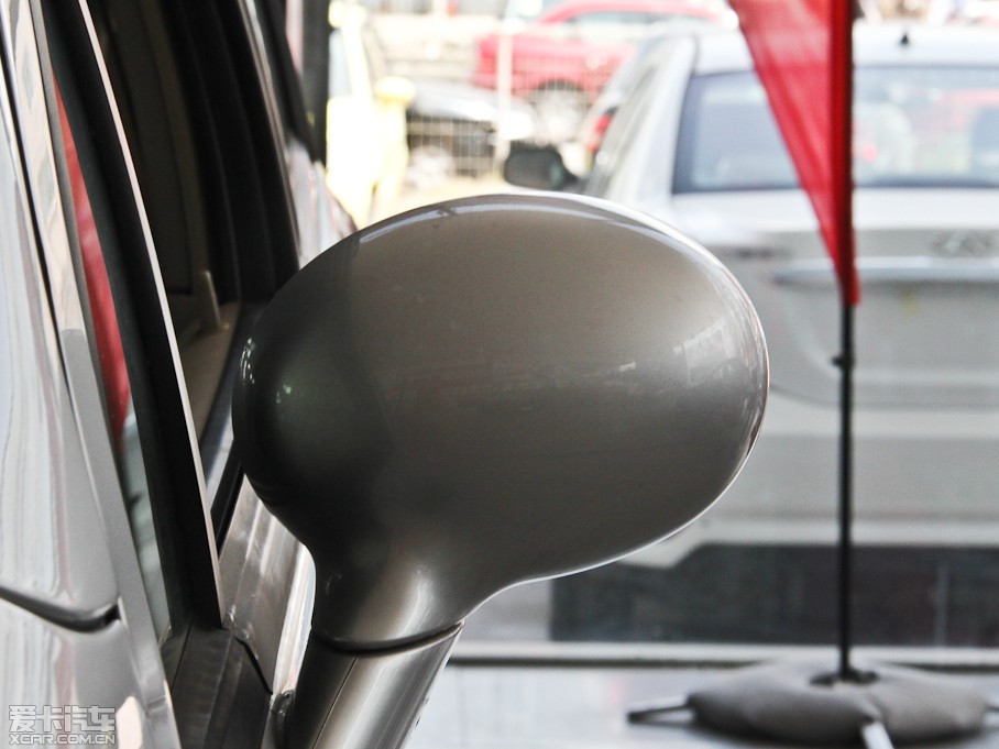 2012QQ3 rа 1.0L քӐ