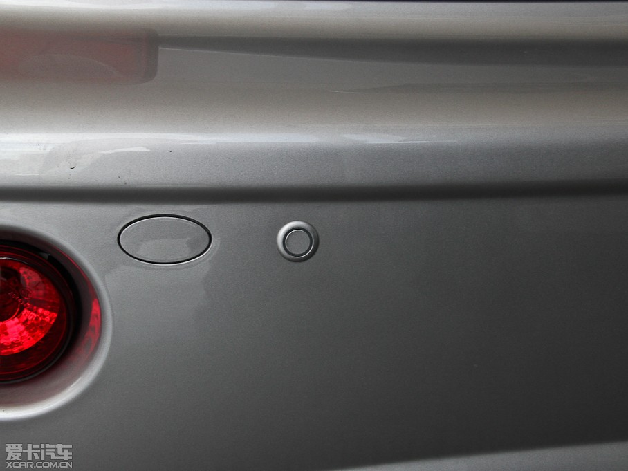 2012������QQ3 �r(sh��)�а� 1.0L �ք�(d��ng)������