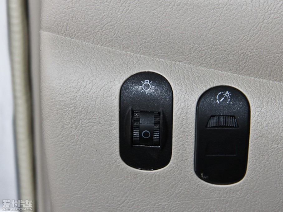 2012QQ3 rа 1.0L քӐ