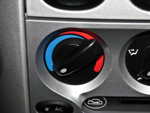 2012\(yn)(dng) 1.0L ք(dng) п؅^(q)