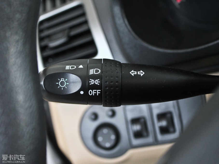 2012 Ӣ Ŀ 1.6DVVT քӺA