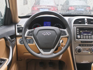 2012款精英版 1.6S 手动豪华型 中控区
