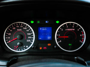 2012款1.5L 手动运动版 仪表