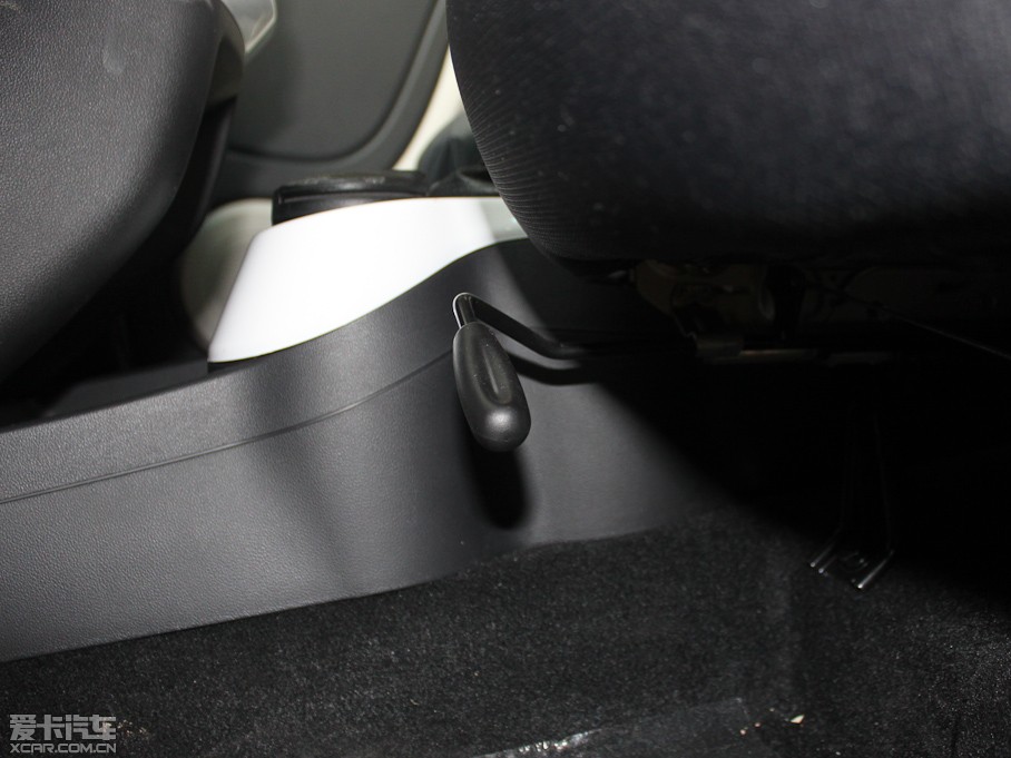 2013������QQ 1.0L �ք�(d��ng)������