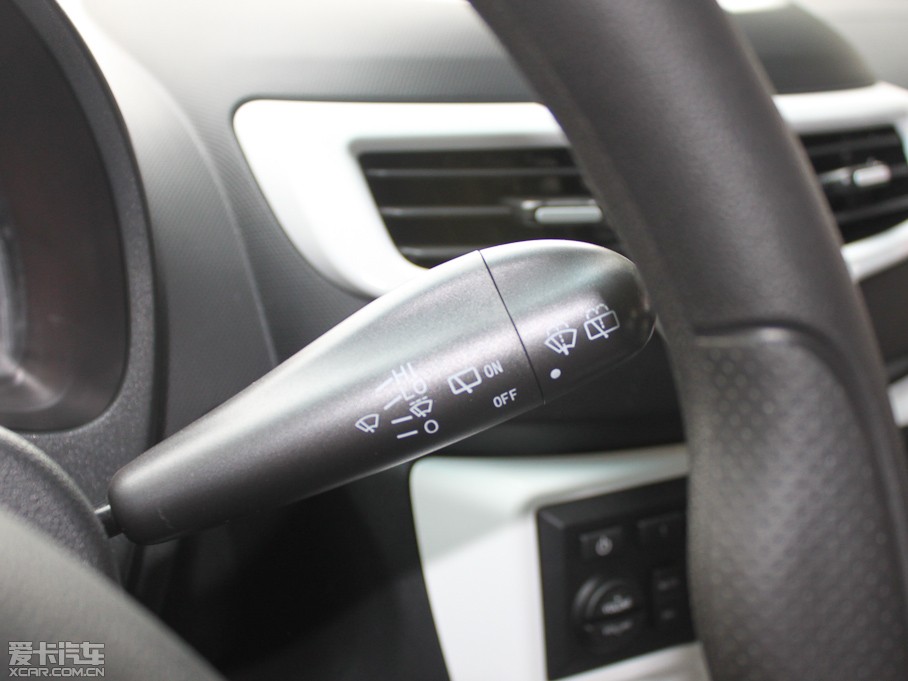 2013������QQ 1.0L �ք�(d��ng)������