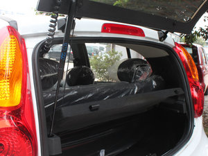 2013款1.0L 手动活力版 细节外观
