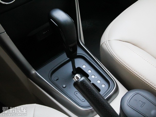 奇瑞汽車(chē)2014款瑞虎3