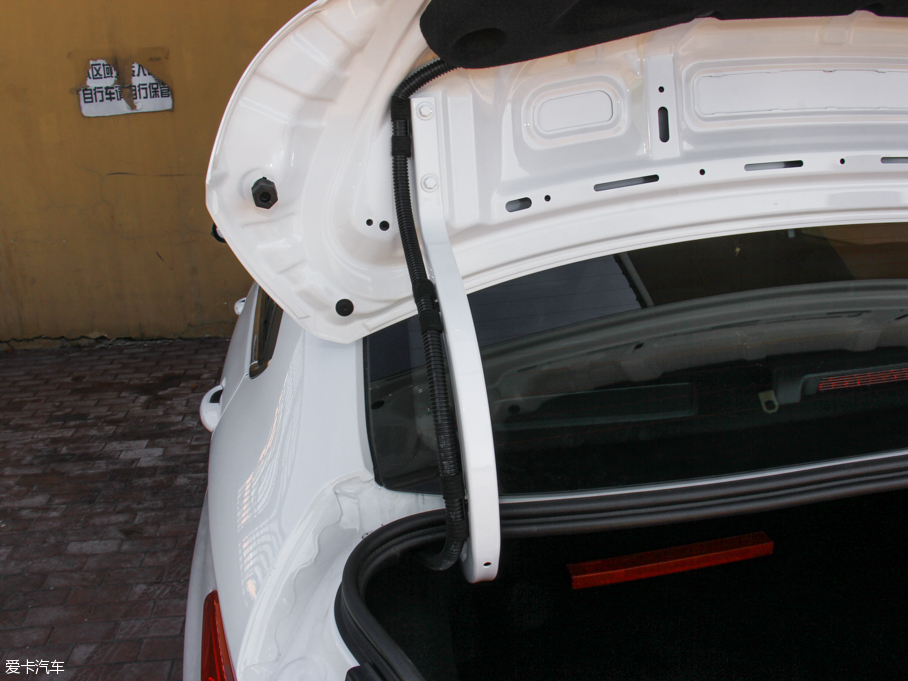 2016��ȫ�°����5 1.5L �ք��I(l��ng)�J��