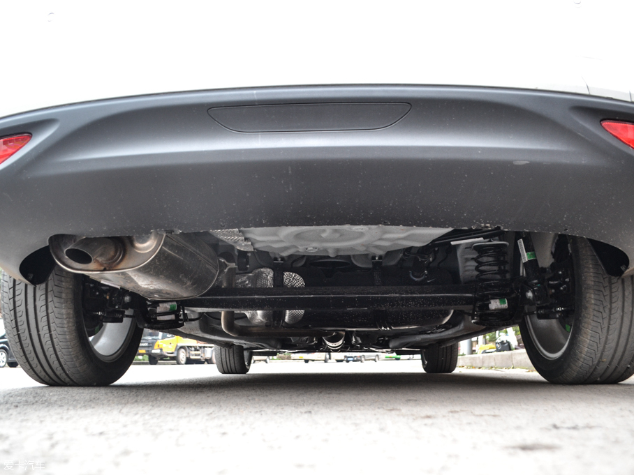 2016��ȫ�°����5 1.5L CVT�I(l��ng)�J��