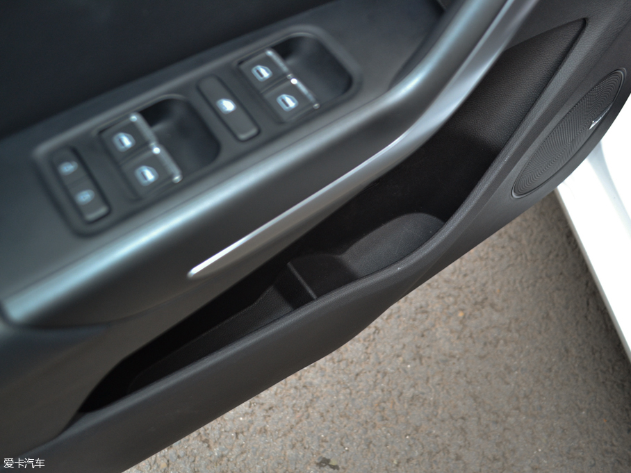 2016��ȫ�°����5 1.5L CVT�I�J��