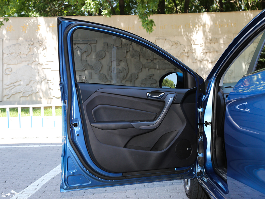 2016��ȫ�°����5 1.5L �ք�(d��ng)�I(l��ng)���