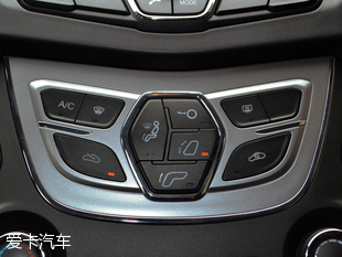 奇瑞汽車2016款艾瑞澤5