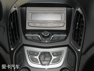奇瑞汽車2016款艾瑞澤5