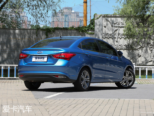 奇瑞汽車2016款艾瑞澤5
