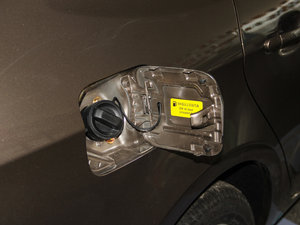 2015款1.6L 手动致领版 油箱盖