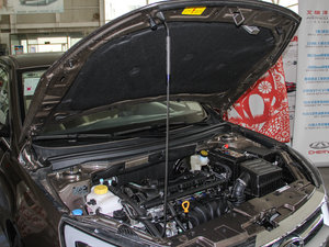 2015款1.6L 手动致领版 其它